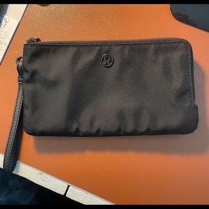 Lululemon Women’s Double Up Pouch, Black